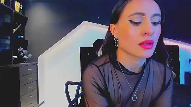 Coral Gibson online show from March 2025 03:42:01 PM