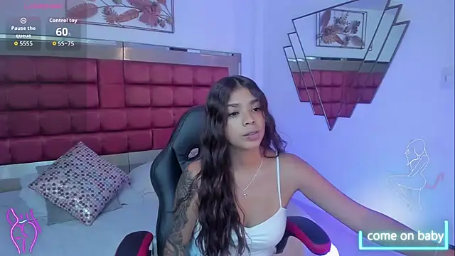 GiaFu online show from October 2025 06:41:02 PM