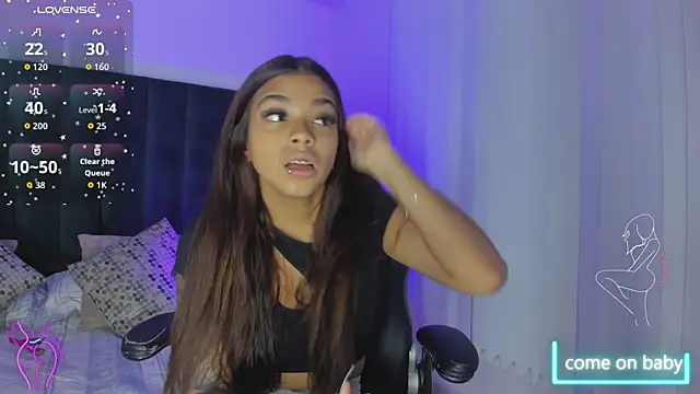 GiaFu online show from October 2025 06:06:02 PM