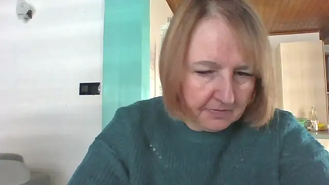 Snapshot of Sandcoq chatting on February 2026 09:08:01 AM Sandcoq online show from February 2026 09:08:01 AM