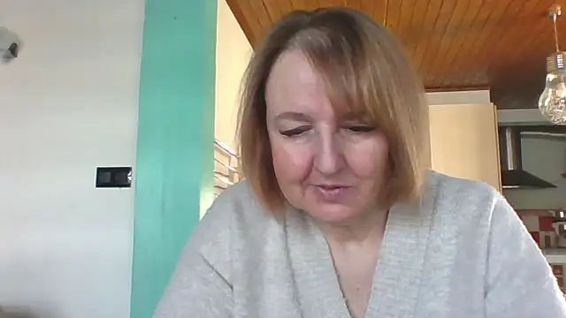 Snapshot of Sandcoq chatting on February 2026 09:35:02 AM Sandcoq online show from February 2026 09:35:02 AM