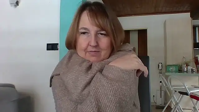 Snapshot of Sandcoq chatting on March 2026 11:03:01 AM Sandcoq online show from March 2026 11:03:01 AM