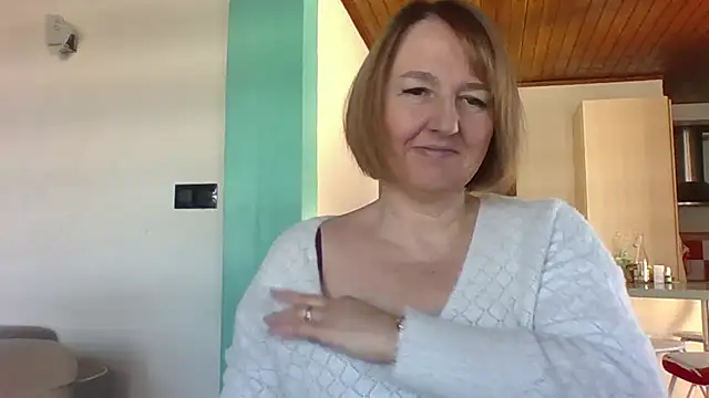 Snapshot of Sandcoq chatting on March 2026 10:07:02 AM Sandcoq online show from March 2026 10:07:02 AM