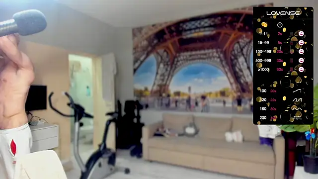 Snapshot of kingjamesuk chatting on October 2025 12:47:01 PM kingjamesuk online show from October 2025 12:47:01 PM