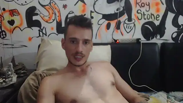 roystonee01 online show from March 2026 02:39:02 AM