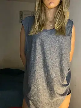 Carolinen online show from January 2026 05:27:01 PM