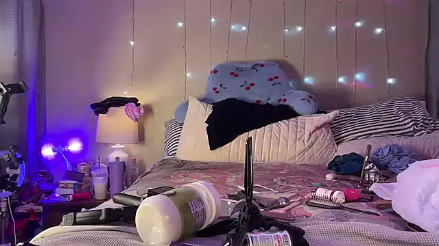 Dani Dragon69 online show from February 2026 09:24:01 PM