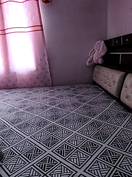 santurmom online show from November 2025 05:28:02 AM