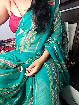 santurmom online show from November 2025 05:56:01 PM