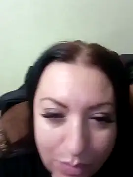 Snapshot of Veronica-Celie chatting on December 2024 10:28:01 PM Veronica-Celie online show from December 2024 10:28:01 PM