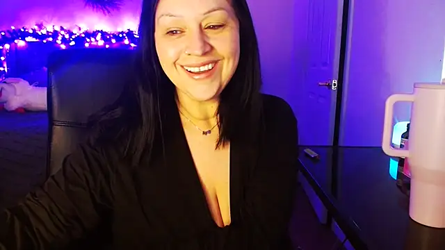 AlyssiaAmoreXO online show from March 2026 02:43:01 PM