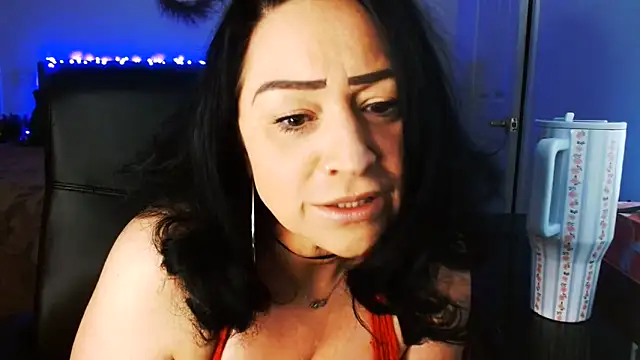 Snapshot of AlyssiaAmoreXO chatting on May 2026 10:17:01 PM AlyssiaAmoreXO online show from May 2026 10:17:01 PM