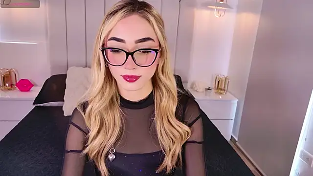 Sarajonnes online show from April 2026 02:53:02 PM