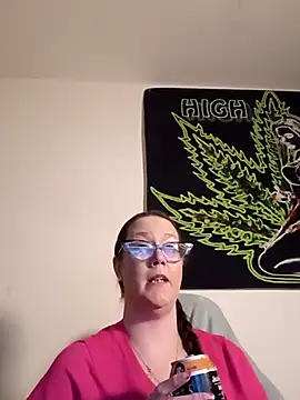 Snapshot of TheGoldenLotus chatting on February 2025 09:25:02 AM TheGoldenLotus online show from February 2025 09:25:02 AM