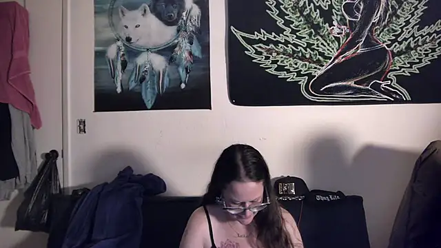 Snapshot of TheGoldenLotus chatting on March 2025 06:19:01 AM TheGoldenLotus online show from March 2025 06:19:01 AM