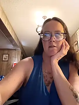 Snapshot of TheGoldenLotus chatting on April 2026 03:34:02 AM TheGoldenLotus online show from April 2026 03:34:02 AM