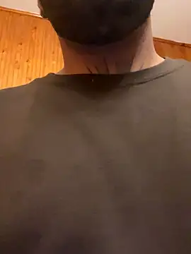 Dikkiduohottt online show from December 2025 04:22:01 PM