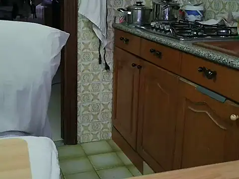 VeneRed online show from October 2025 09:29:01 AM