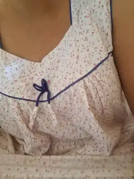 Melody Shyla online show from November 2025 05:06:01 AM