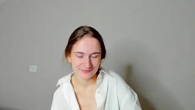 L1ittle kitty  online show from September 2025 06:18:01 AM