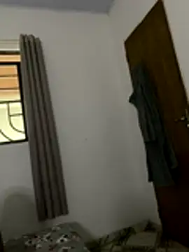 Fenix1002 online show from October 2025 07:14:02 PM