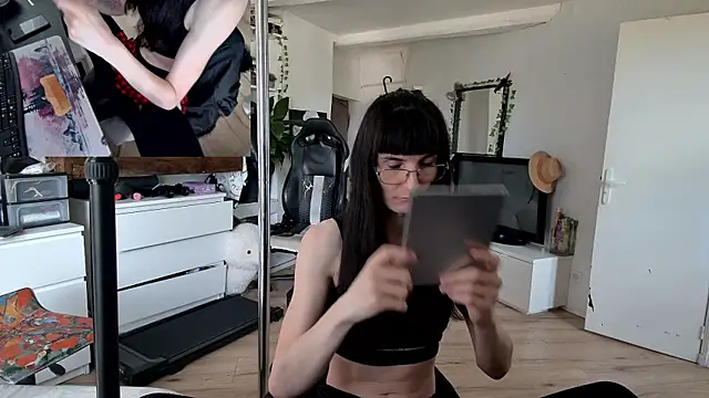 CeriseLapine online show from November 2025 12:02:02 PM