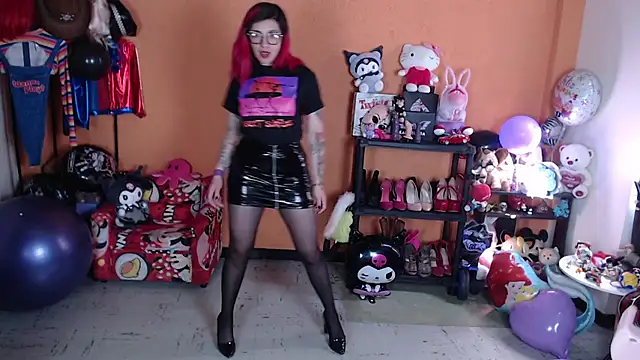 MissMiia2 online show from October 2025 02:12:02 PM