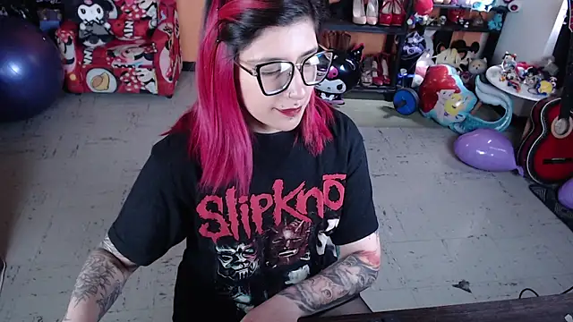 MissMiia2 online show from October 2025 02:14:02 PM