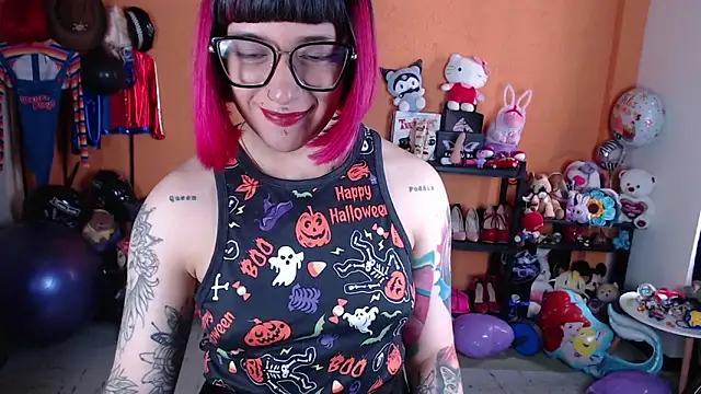 MissMiia2 online show from October 2025 04:40:02 PM