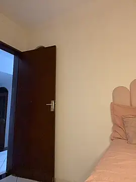 cleolimahot3 online show from November 2025 10:25:02 PM