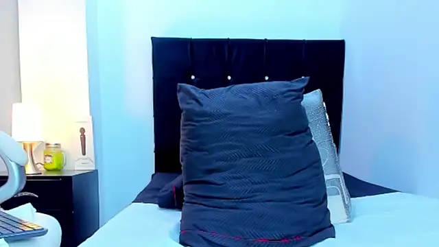 kathyajhonss online show from February 2025 02:27:02 AM