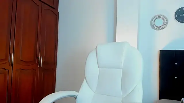 kathyajhonss online show from February 2026 09:02:01 PM