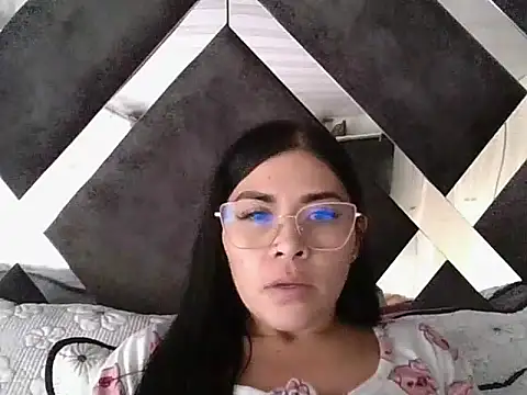 Snapshot of PERLA_LOVE_SEXY chatting on November 2025 08:52:02 PM PERLA LOVE SEXY online show from November 2025 08:52:02 PM