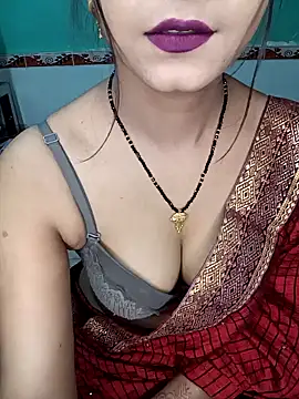 Diamond queeen online show from February 2025 10:34:02 PM