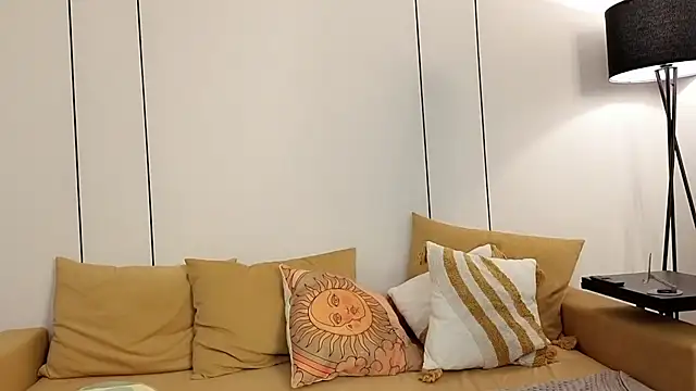 Jennatyan online show from February 2026 12:59:02 PM