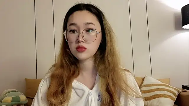Snapshot of Jennatyan chatting on April 2026 02:03:02 AM Jennatyan online show from April 2026 02:03:02 AM