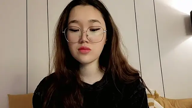 Snapshot of Jennatyan chatting on May 2026 04:18:01 AM Jennatyan online show from May 2026 04:18:01 AM