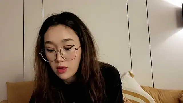 Snapshot of Jennatyan chatting on May 2026 05:25:01 AM Jennatyan online show from May 2026 05:25:01 AM
