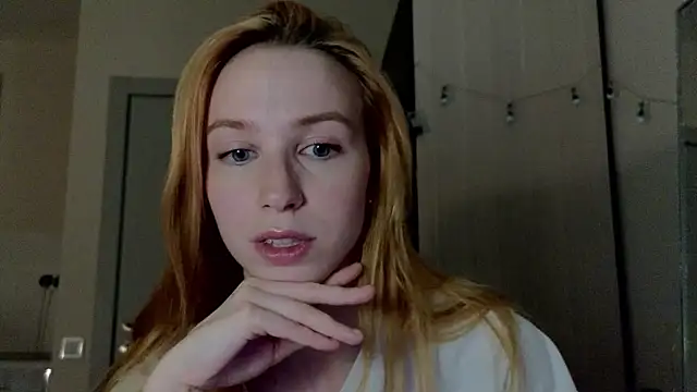 Snapshot of Mary_Av chatting on June 2026 08:23:01 PM Mary Av online show from June 2026 08:23:01 PM
