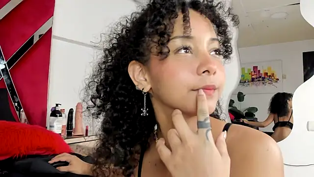 Milanxht online show from January 2025 01:22:01 AM