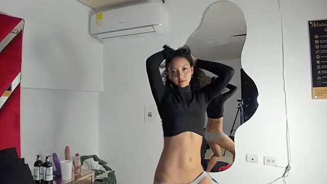 Milanxht online show from February 2025 01:23:02 AM