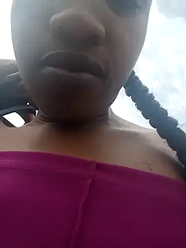 Snapshot of CocoSexyBabe chatting on January 2025 11:43:02 AM CocoSexyBabe online show from January 2025 11:43:02 AM