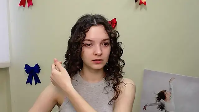  SusieSu  online show from February 2025 07:23:01 AM