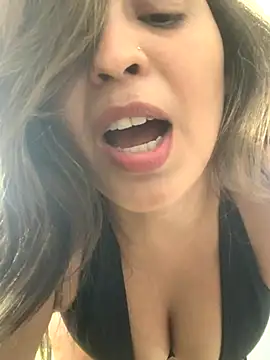 Gabrielleof online show from November 2025 03:34:01 PM