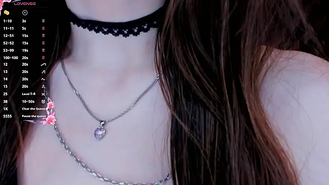 EvaBradley online show from December 2024 04:29:02 PM