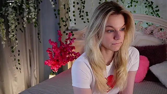 EdlinAlliston online show from October 2025 01:55:02 PM