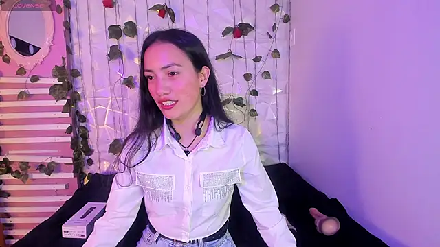 Scarlett  Fox   online show from February 2025 07:23:02 PM