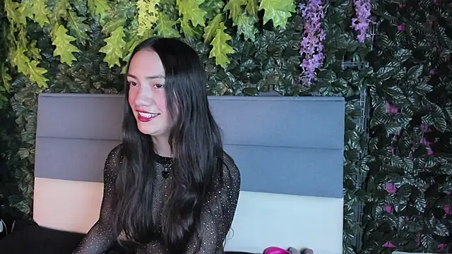 Scarlett  Fox   online show from March 2025 11:16:01 AM