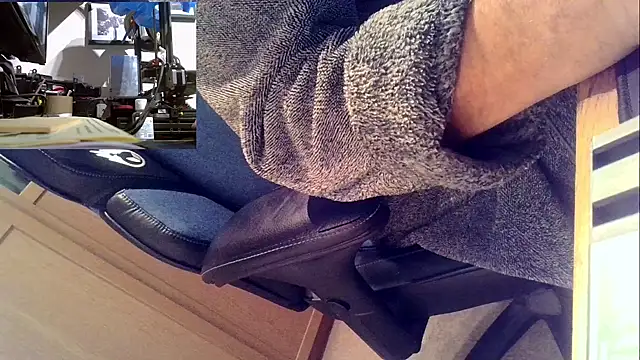 Snapshot of nataliecdlive chatting on December 2024 12:09:01 AM nataliecdlive online show from December 2024 12:09:01 AM