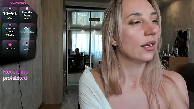 lady Nati online show from April 2026 01:16:02 PM